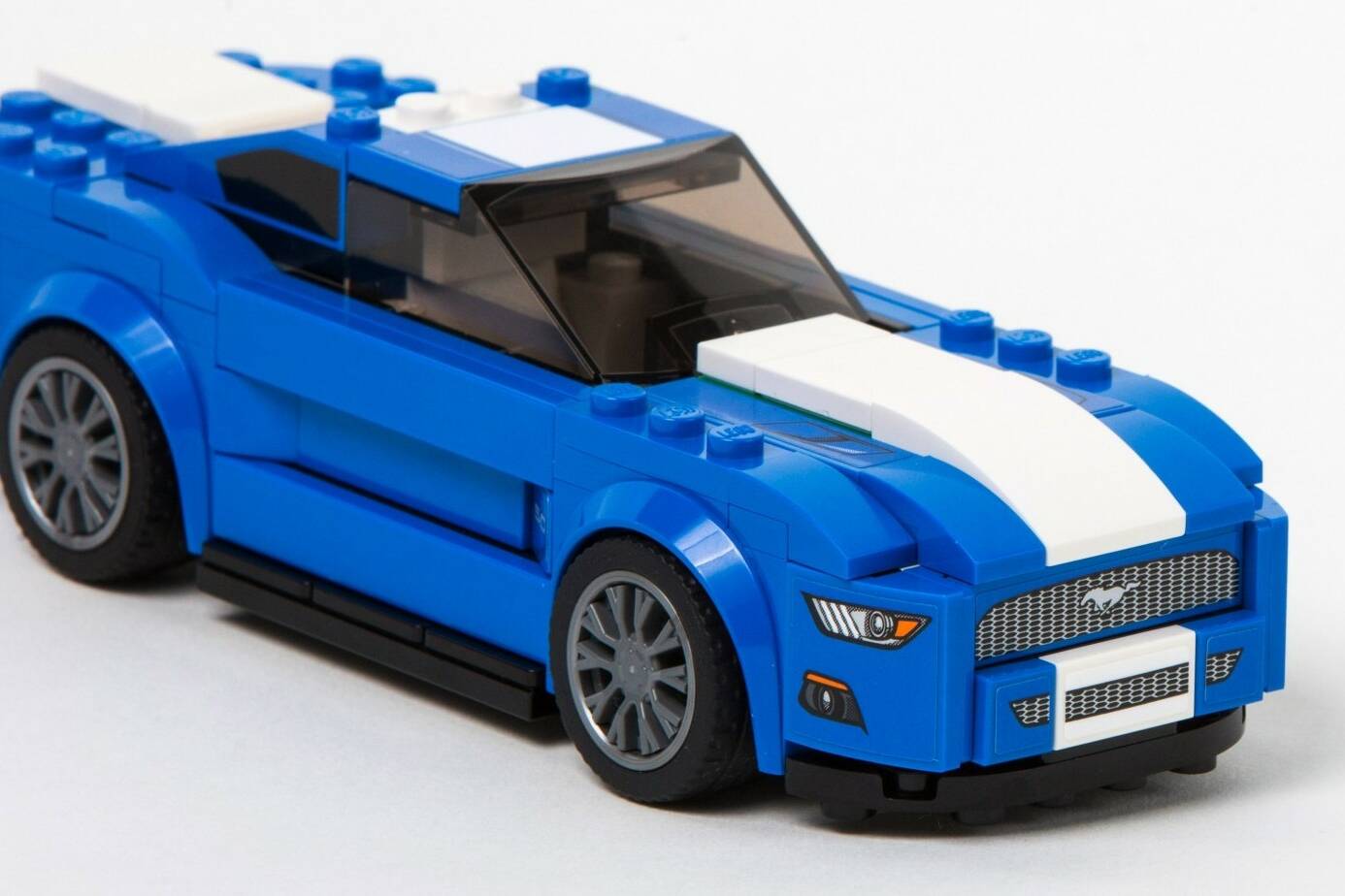Ford baut mit Legos 5 der-Autotester