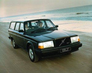 Volvo-Kombis vergangener Jahrzehnte 19 der-Autotester