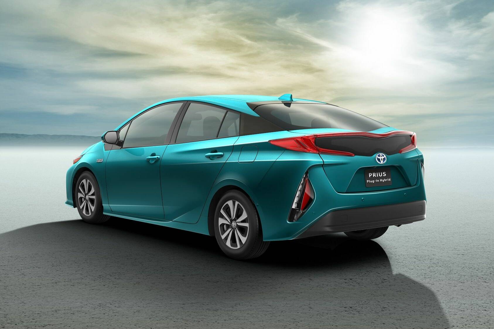 Und noch eine Weltpremiere in NY: Toyota Prius Plug-in Hybrid 5 der-Autotester
