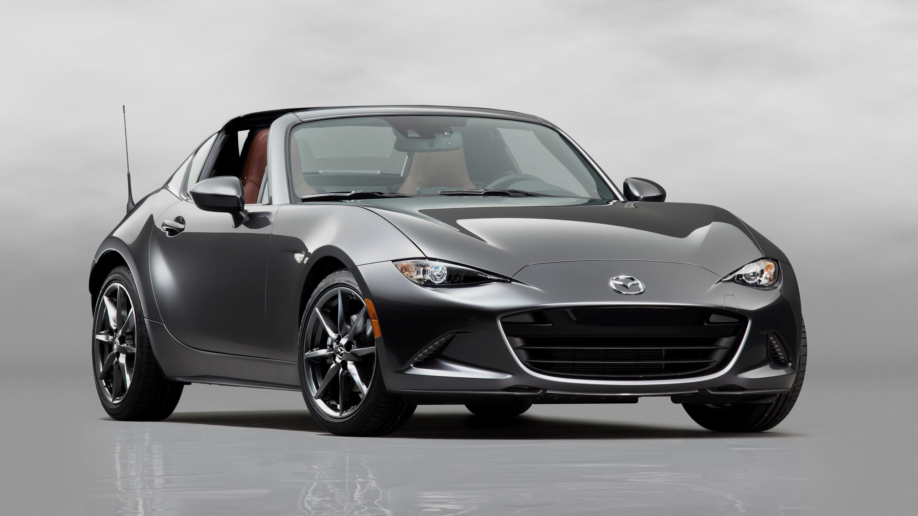 MX-5 RF feiert Weltpremiere in New York 1 Mazda_MX-5RF Front