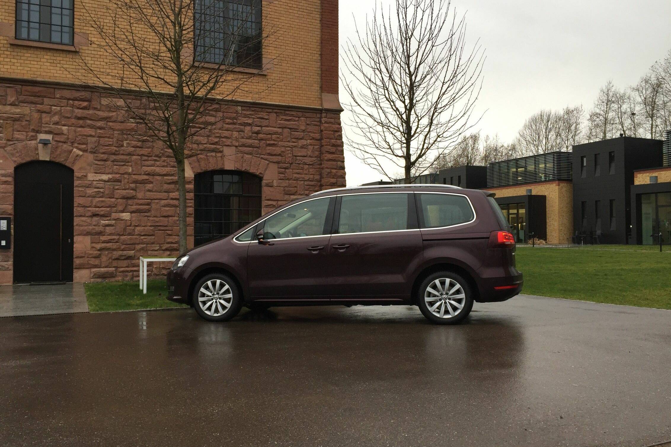 VW Sharan - Der Alleskönner für die Familie 2 der-Autotester