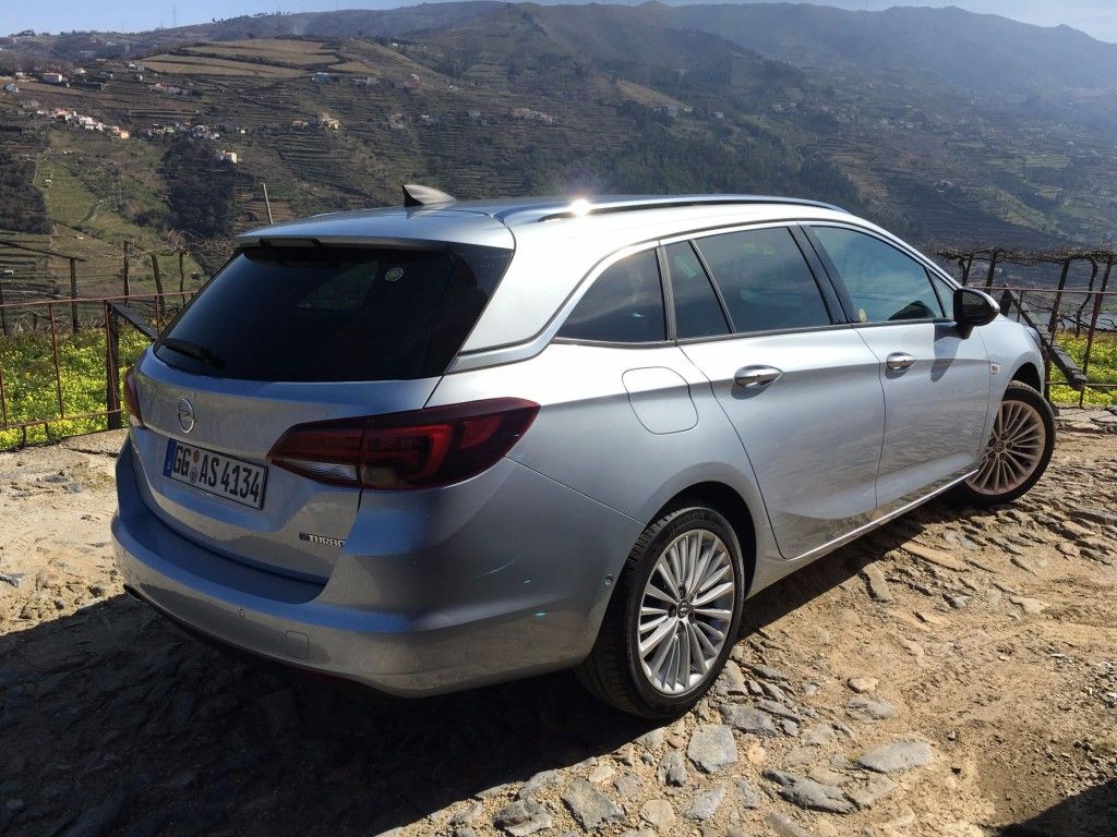 Der neue Astra Sports Tourer - Bezahlbarer Familienfreund 6 der-Autotester