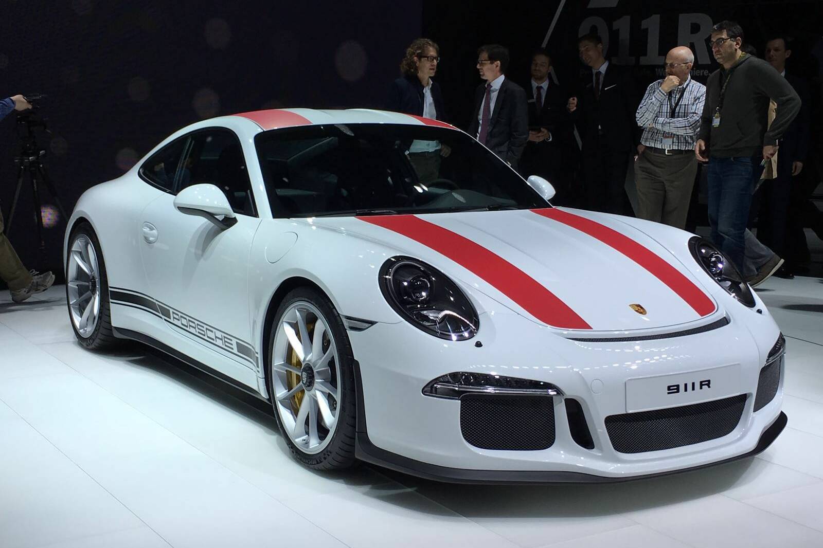 Porsche mit dem neuen 911 R auf dem Genfer Autosalon 7 der-Autotester