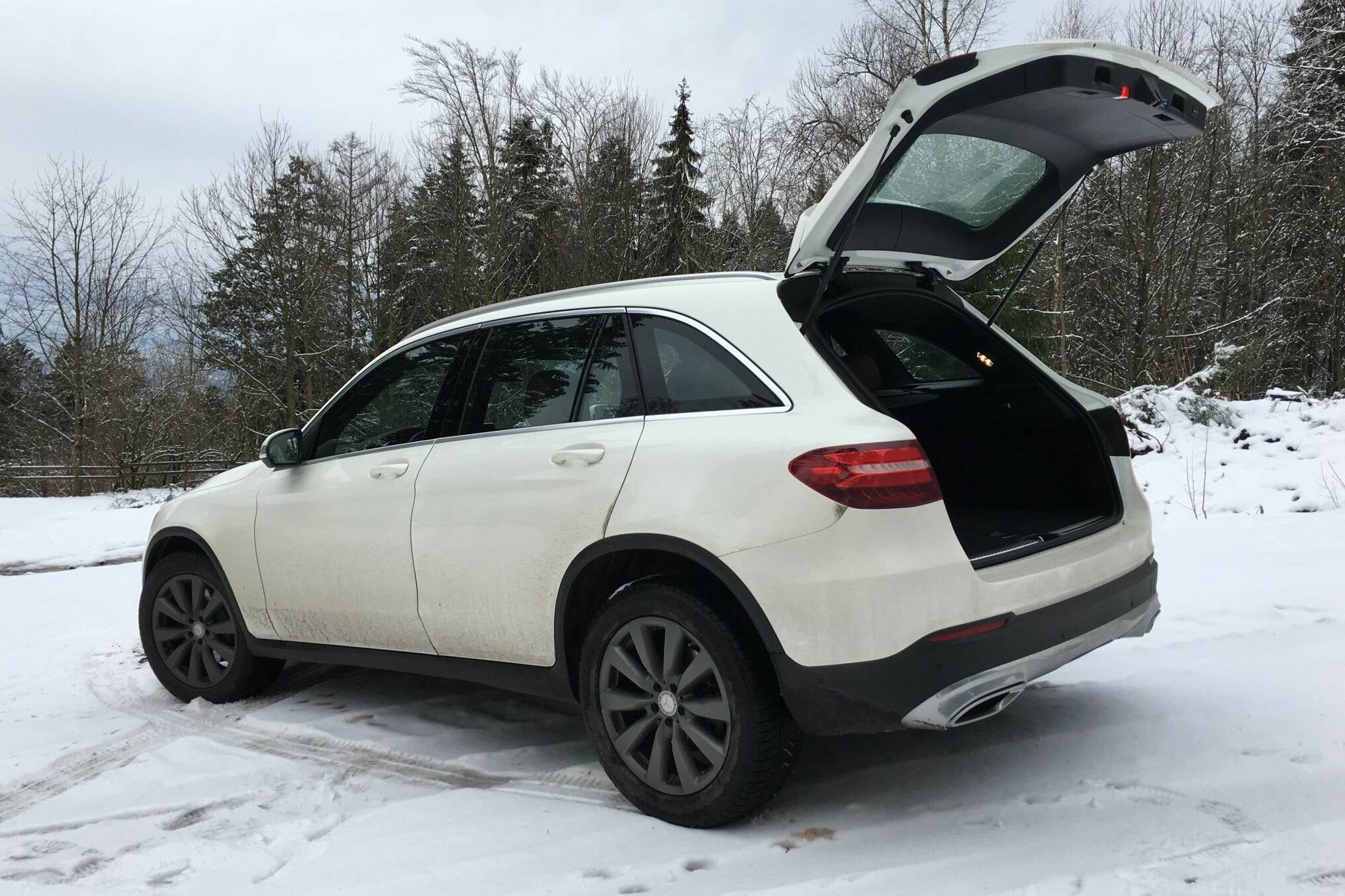 Winterreifen im Sommer sind riskant 4 Mercedes GLC Kofferraum , Felge