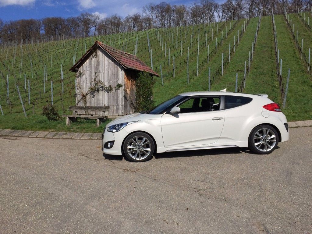 Hyundai Veloster – Mit 3 Türen gegen den Strom 1 Hyundai Veloster Seitenansicht Fahrerseite