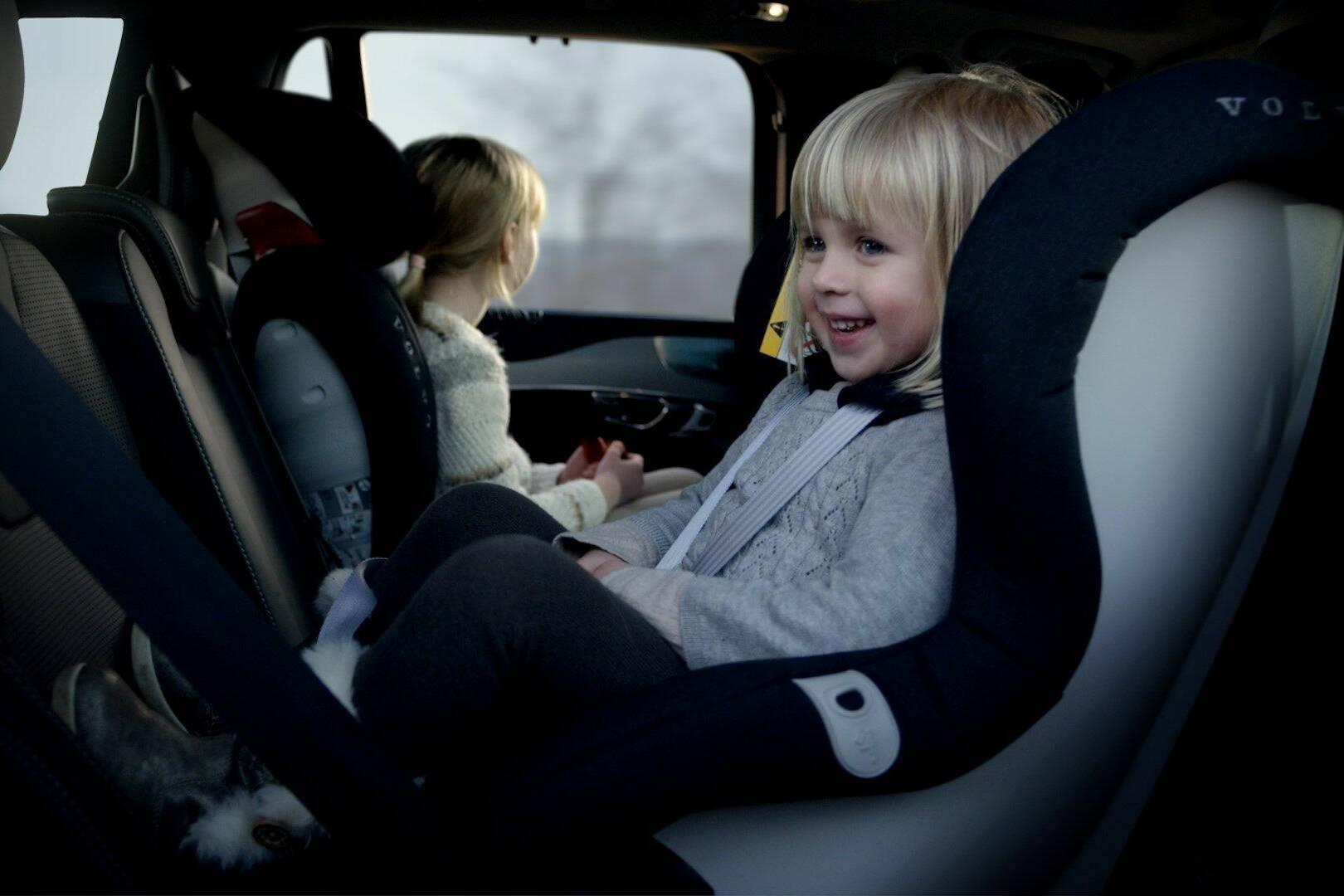 Volvo präsentiert neue Generation von Kindersitzen 9 der-Autotester
