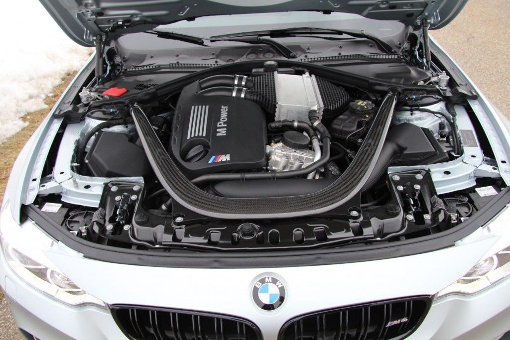 BMW M4 Coupé - von Autofans zu Recht vergöttert? 4 BMW M4 2016 Reihensechszylinder Motor