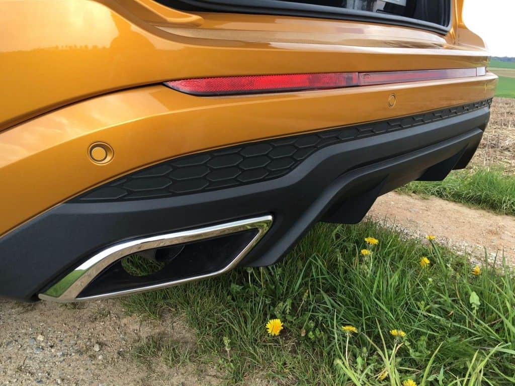 Ford Edge - europäisierter Ami-SUV kommt nach Deutschland 15 Ford Edge Auspuff 2016