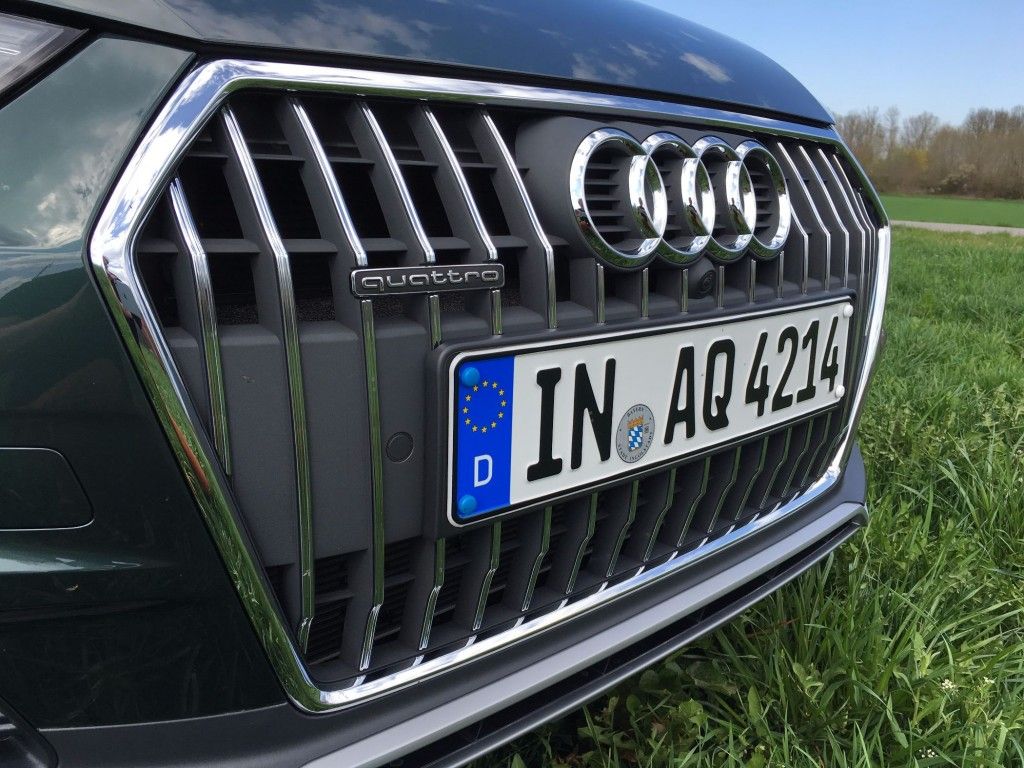 Audi A4 Allroad - Der Avant für Abenteurer 2 Audi A4 Allroad Kühlergrill 2016