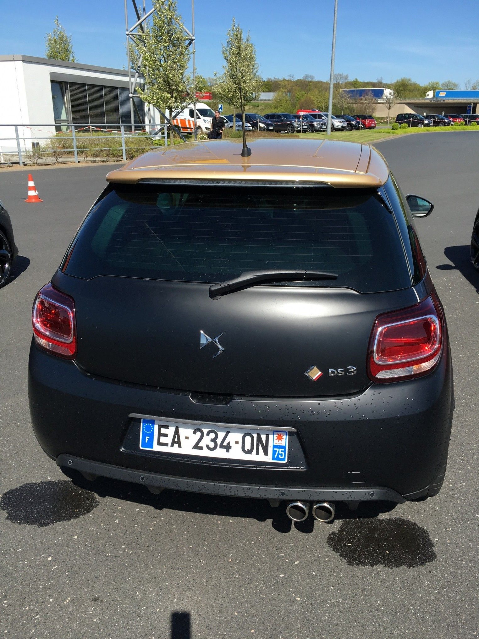 DS 3 nun ohne Citroën Doppelflügel 19 der-Autotester