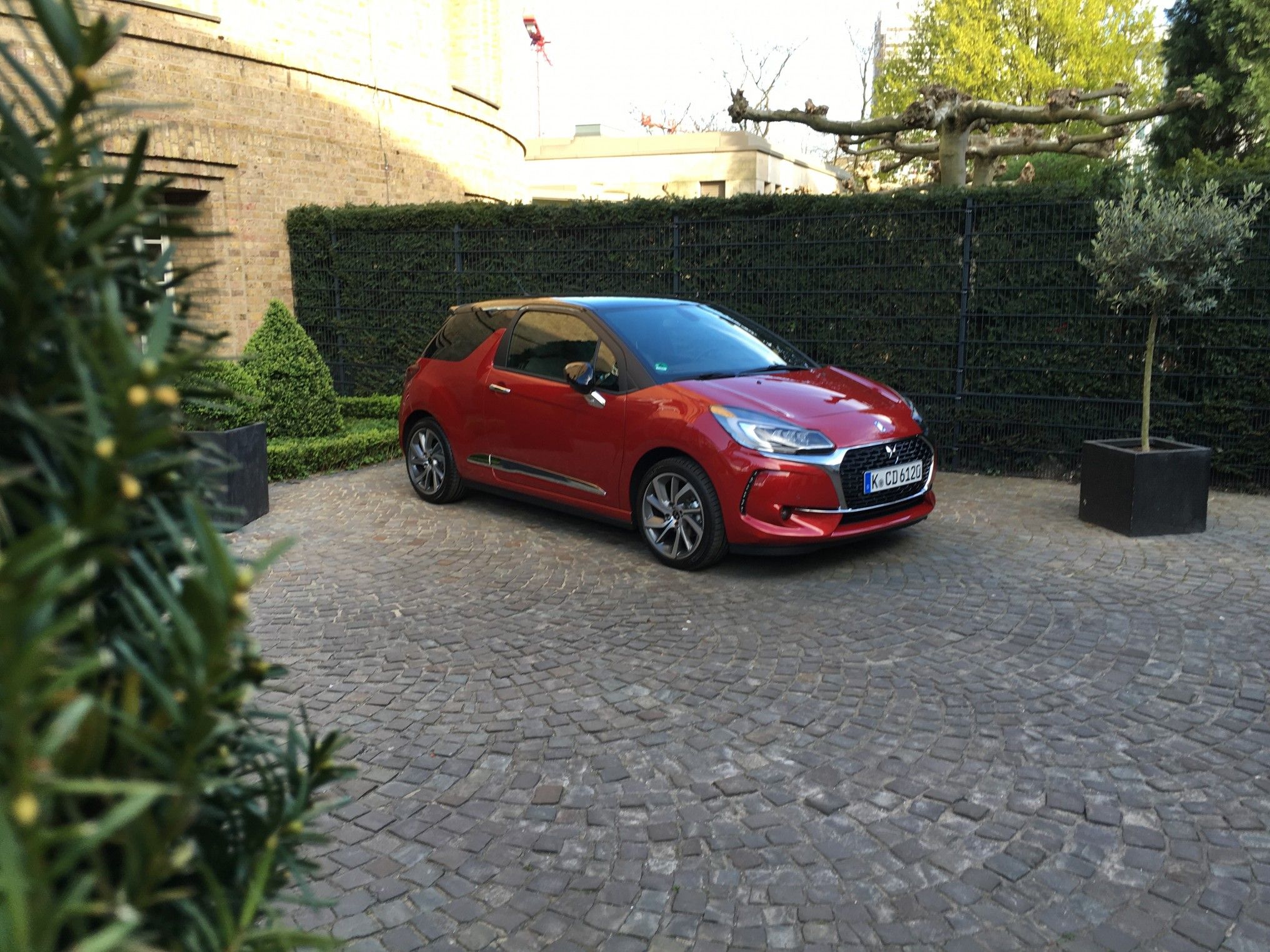 DS 3 nun ohne Citroën Doppelflügel 4 der-Autotester