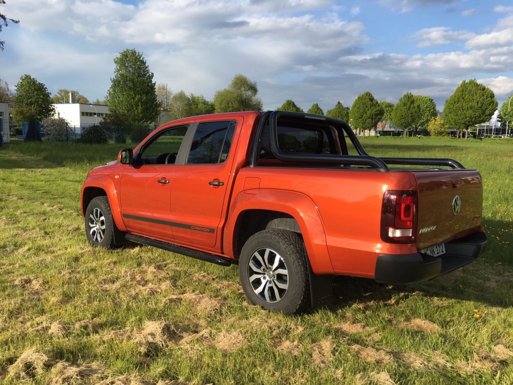 Der Amarok bringt den Wilden Westen nach Europa 2 Volkswagen Amarok Seitenansicht