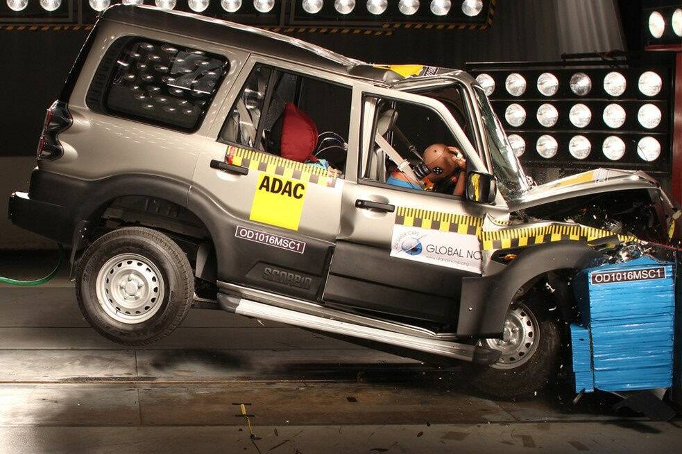 Crashtest: Indische Autos patzen 3 der-Autotester