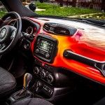 Jeep mit Show Car auf Harley-Davidson Bikertreffen 1 der-Autotester