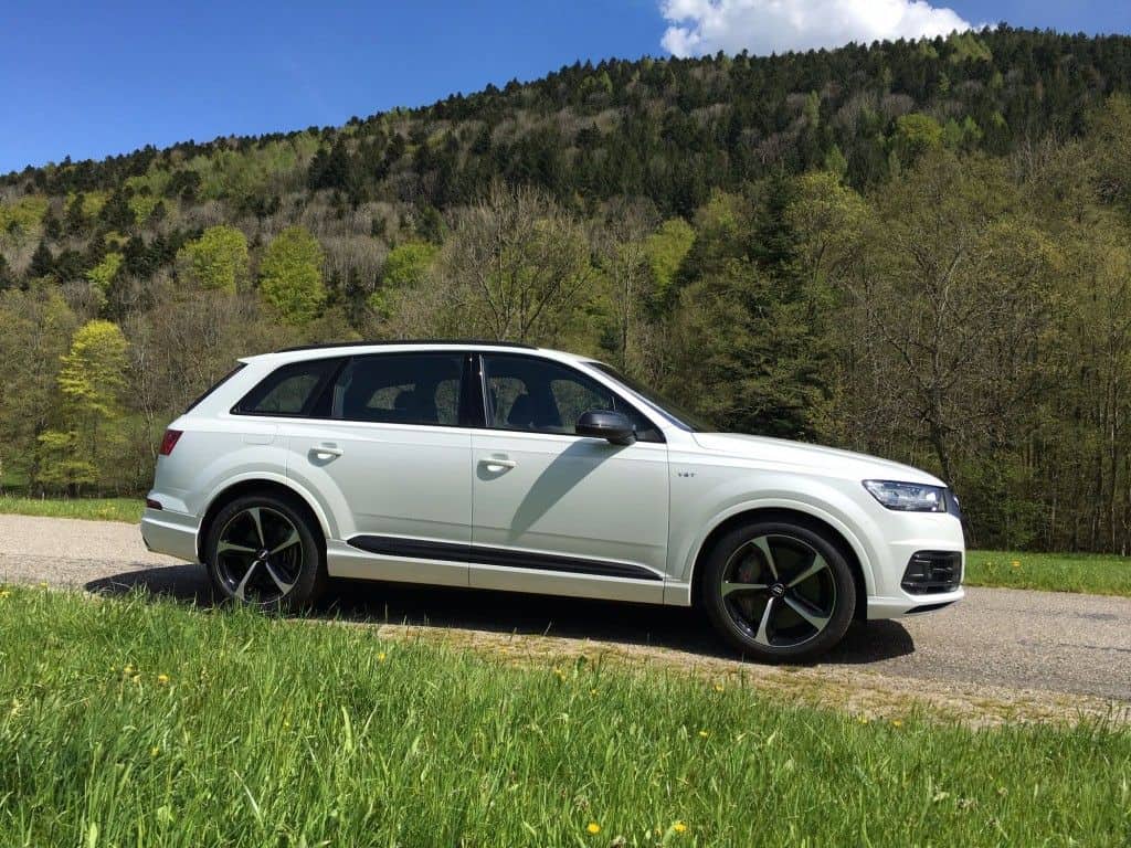 Audi SQ7 – Dampfhammer ganz ohne Turboloch 2 Audi SQ7 Seitenansicht