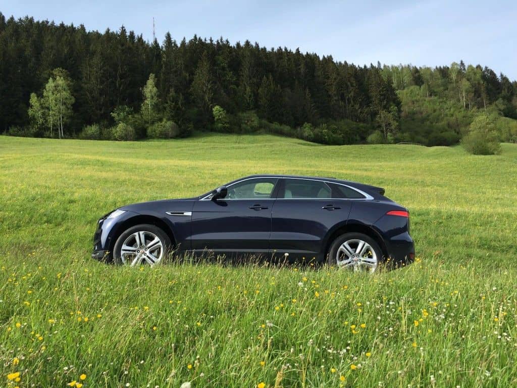 F-Pace - Endlich ein SUV von Jaguar 1 Jaguar F-Pace Seitenansicht