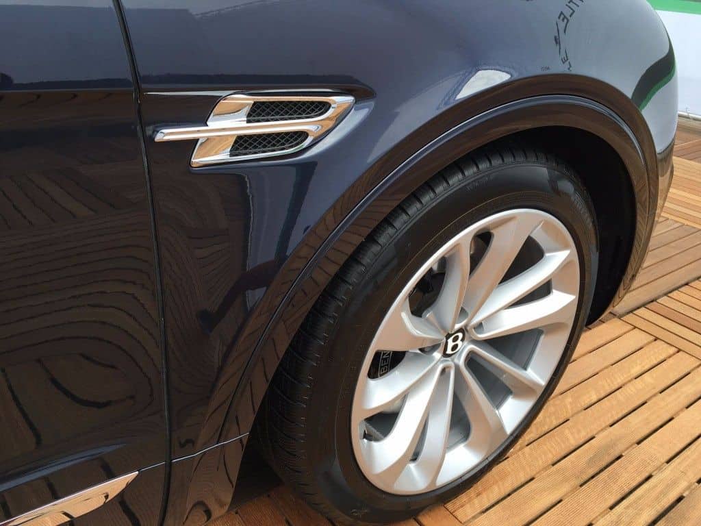 Bentley Bentayga - Das ultimative Luxus-Dickschiff mit 12-Zylinder-Dampf 15 Bentley Bentayga Felge