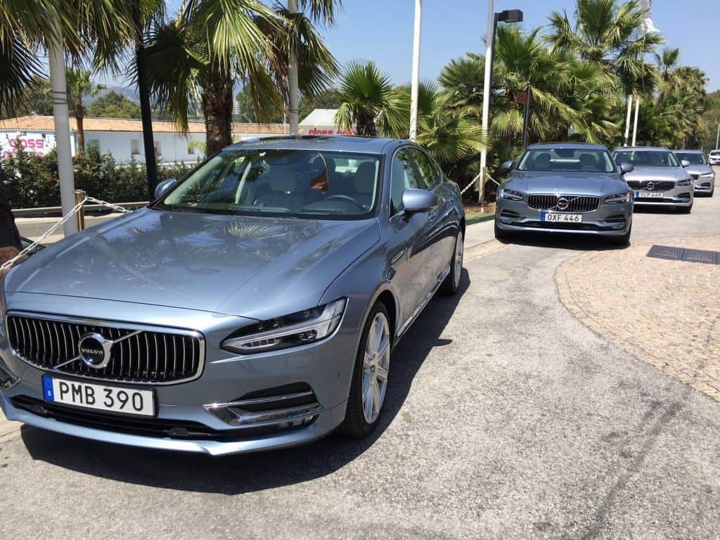 Volvo S90 und V90 - Die Schweden nehmen die Business Klasse ins Visier! 5 Volvo S90 Kühlergrill