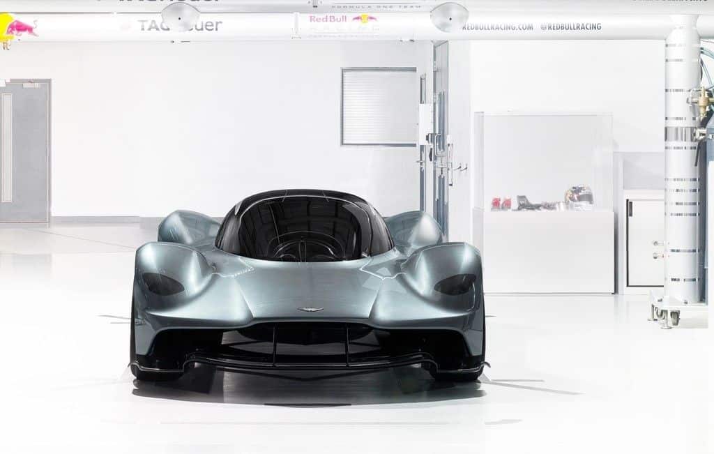 Verleiht Red Bull Aston Martin Flügel? 2 der-Autotester