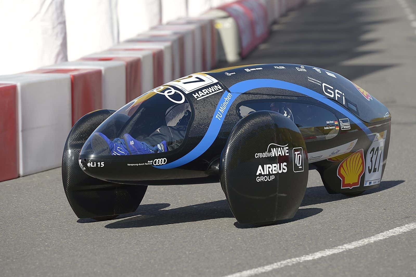 Team „TUfast Eco“ fährt mit selbst konstruierten E‑Rennwagen zum Guinnessrekord 5 der-Autotester