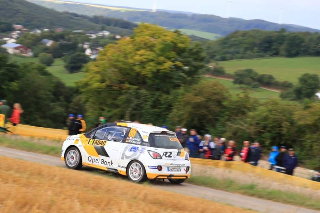 Volkswagen Pilot Sébastien Ogier gewinnt ADAC Rallye Deutschland 2016 3 der-Autotester