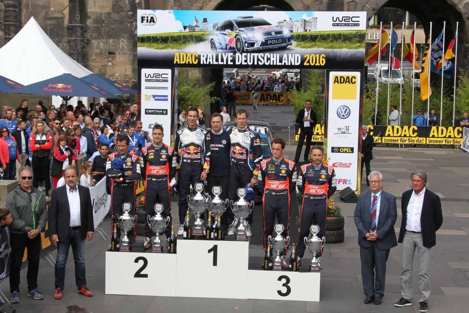 Volkswagen Pilot Sébastien Ogier gewinnt ADAC Rallye Deutschland 2016 14 der-Autotester