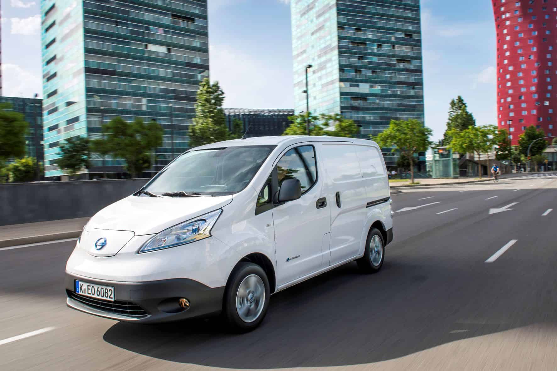 Die Höllenkatze kommt nach Deutschland: Volle Ladung 27 der-Autotester