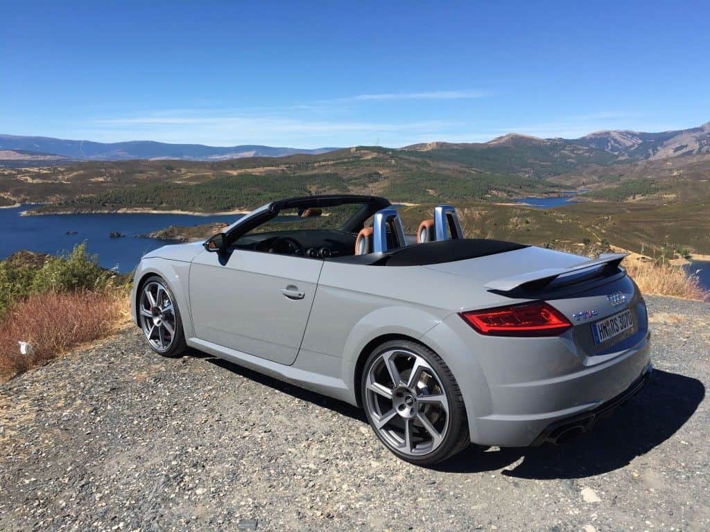 Audi TT RS – Der bessere Boxster S ? 1 Audi TT RS Seitenansicht