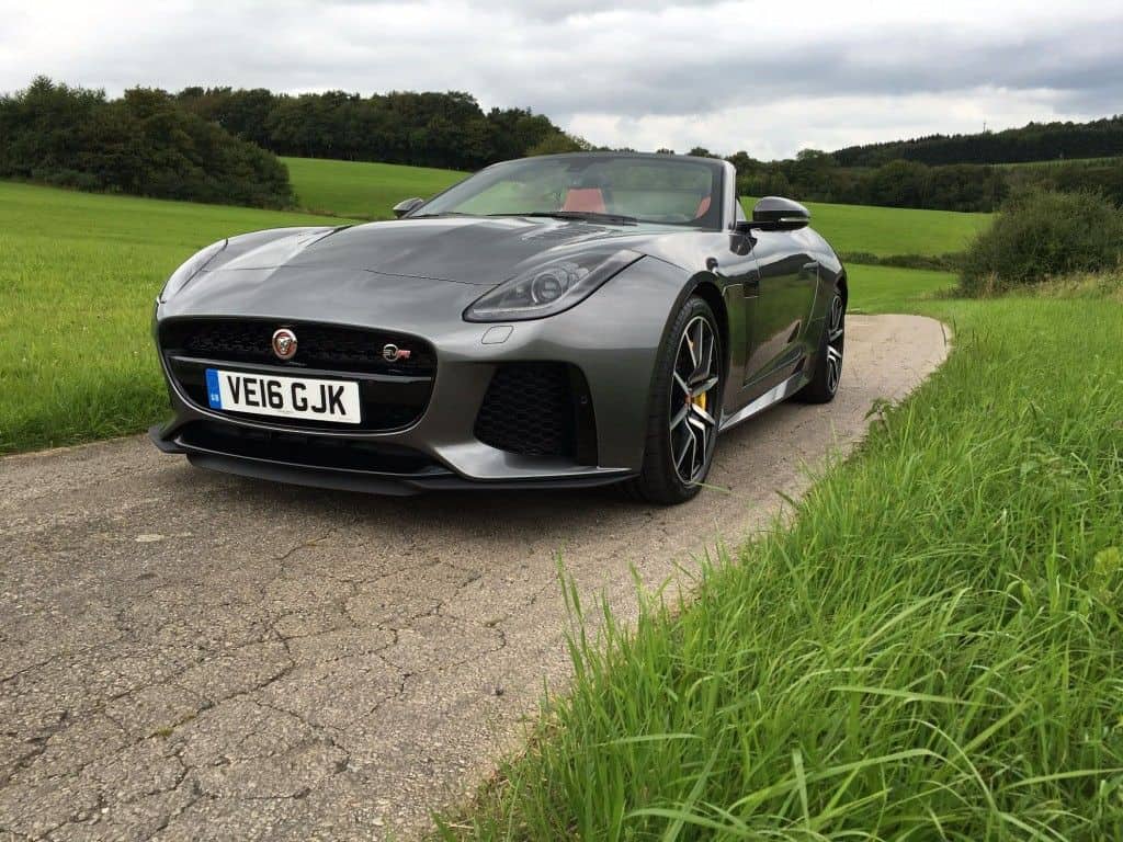 Jaguar F-Type SVR - Nicht nur sein Aussehen ist atemberaubend 2 Jaguar F-Type SVR Front