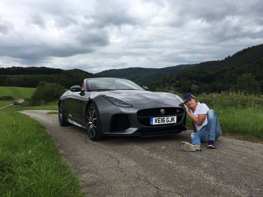 Jaguar F-Type SVR - Nicht nur sein Aussehen ist atemberaubend 7 Jaguar F-Type SVR