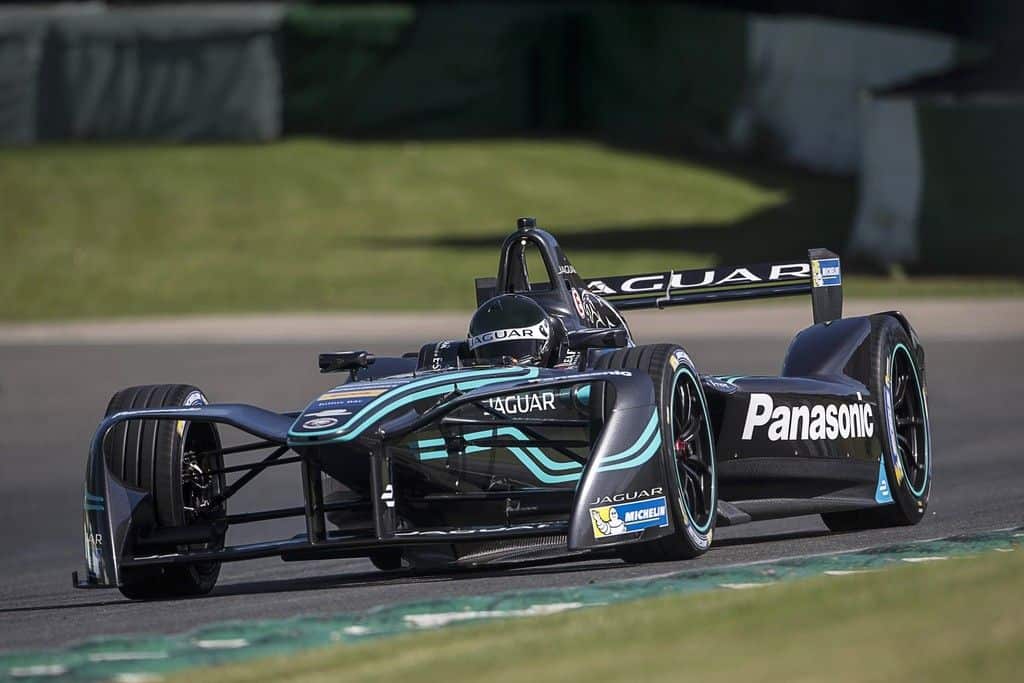 Jaguar kehrt mit dem I-Type in den Motorsport zurück 16 der-Autotester
