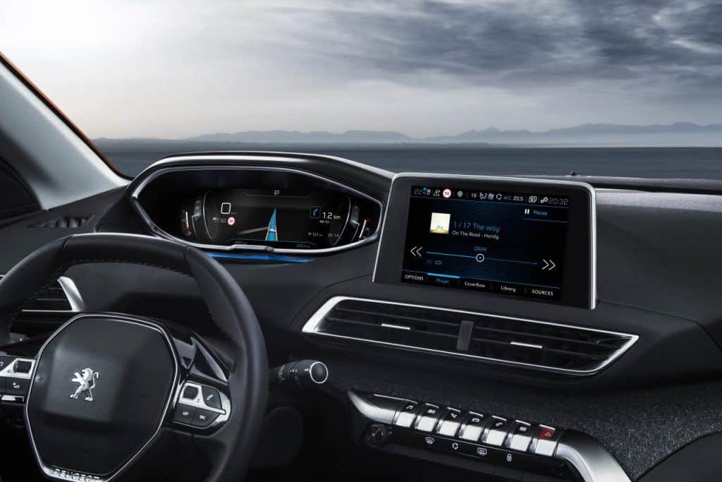 Der neue Peugeot 3008 - Gleicher Name, neuer Inhalt? 4 Peugeot 3008 Display