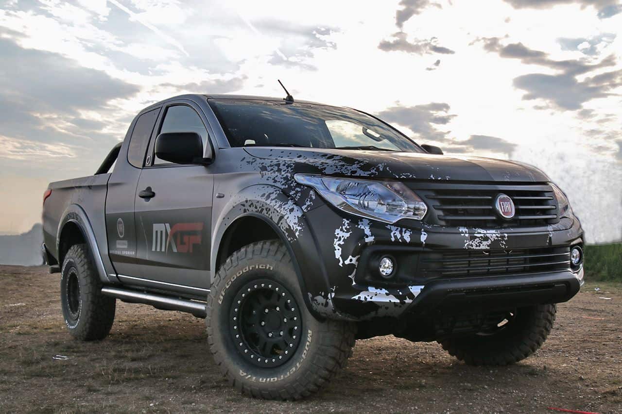 Der neue Pick-up Fiat Fullback startet beim „Rennen des Jahrhunderts" auf Schalke 3 der-Autotester