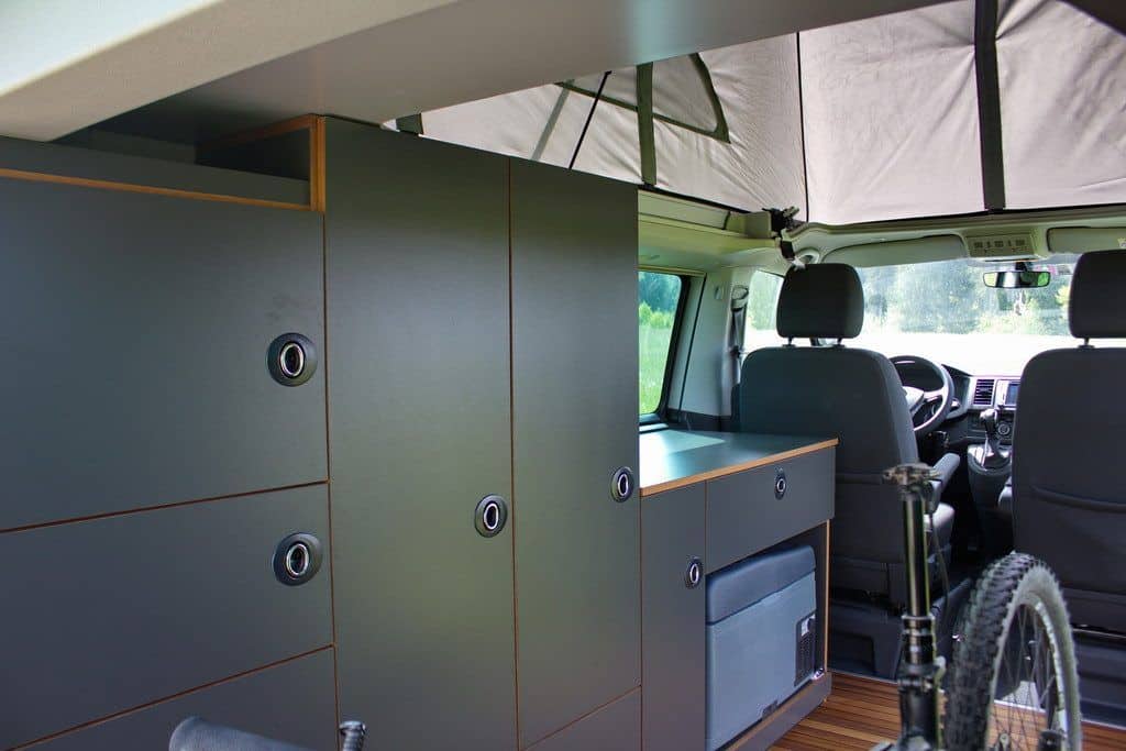 Fahrrad fährt Bus: Exploryx Bike & Sleep 2 VW T6 Exploryx Bike & Sleep