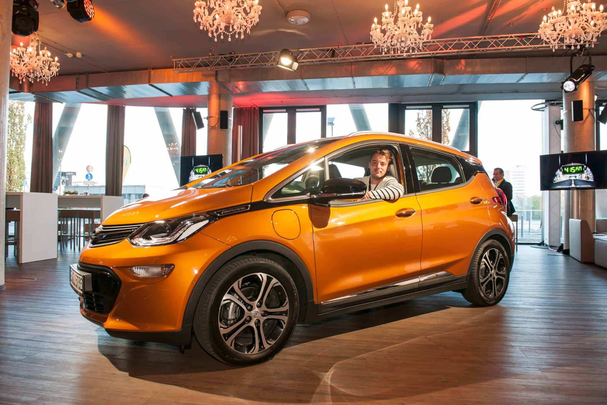 Europa-Verkaufsstart des Opel Ampera-e 19 der-Autotester