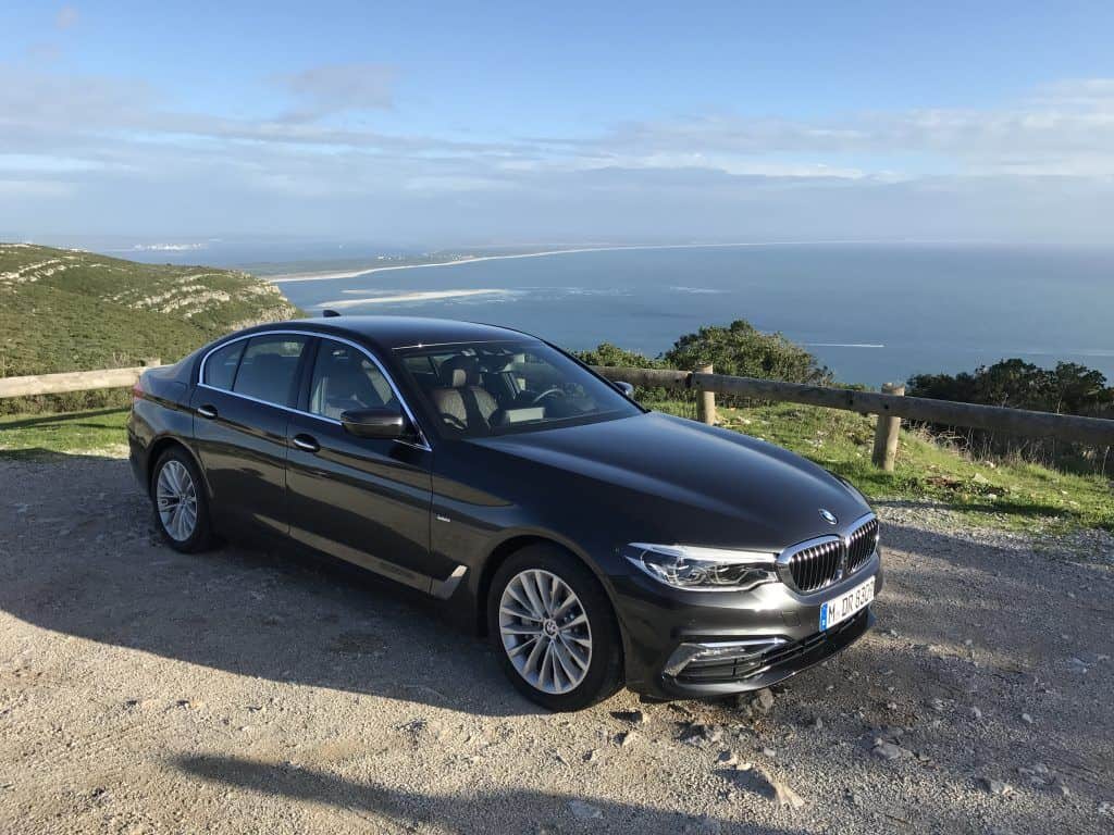 Der brandneue BMW 5er - Neuentwurf eines Limousinen-Klassikers 6 BMW 530d Seitenansicht