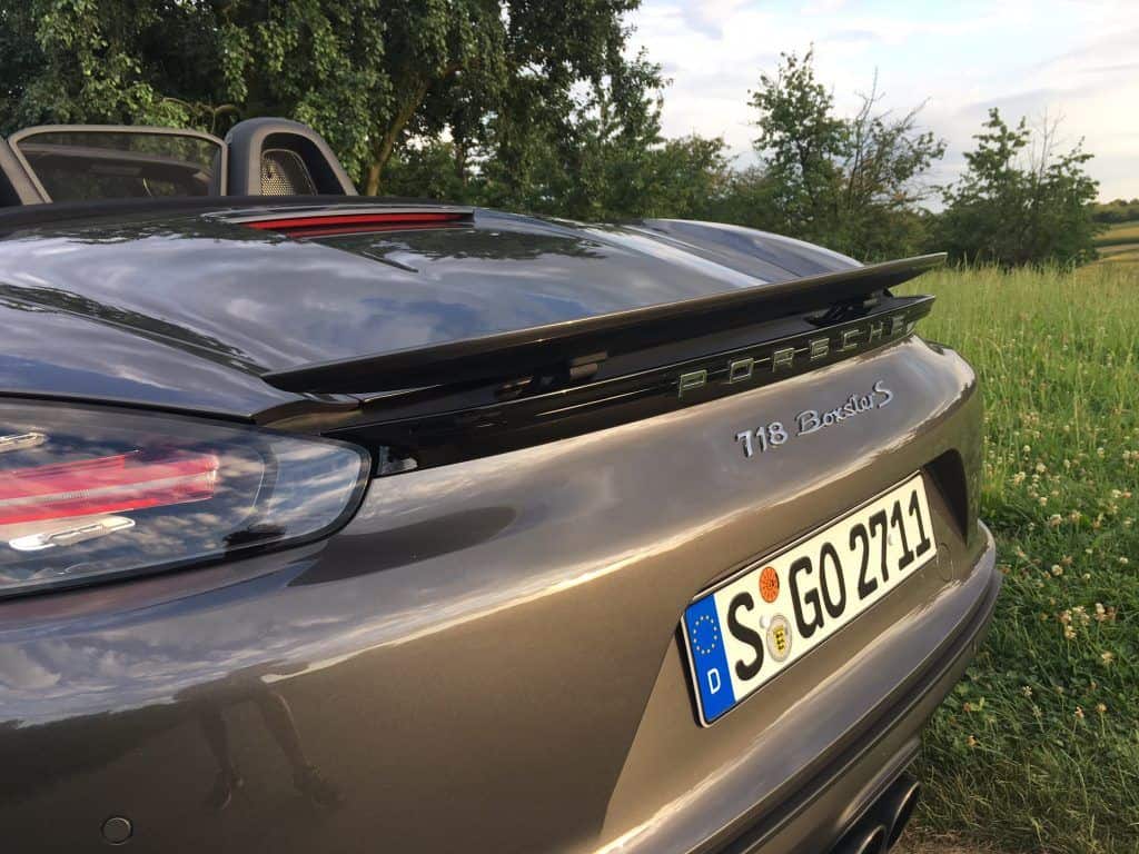 Porsche 718 Boxster S - Austrainierter Modellathlet mit Adoniskörper 12 der-Autotester