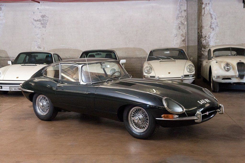 Jahresschlussverkauf bei Sotheby's: 430 Autos und 150 Motorräder 4 Jaguar E-Type (1962)