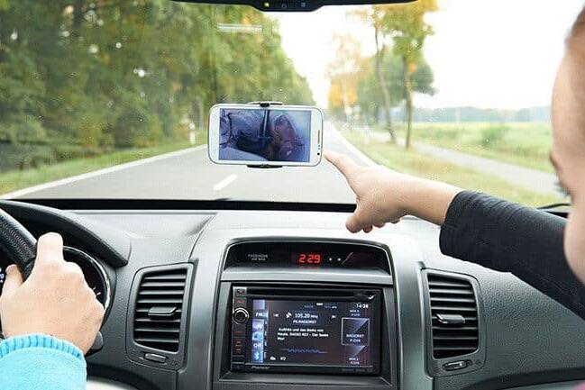 Waeco nutzt Smartphone als digitalen Rückspiegel 8 der-Autotester