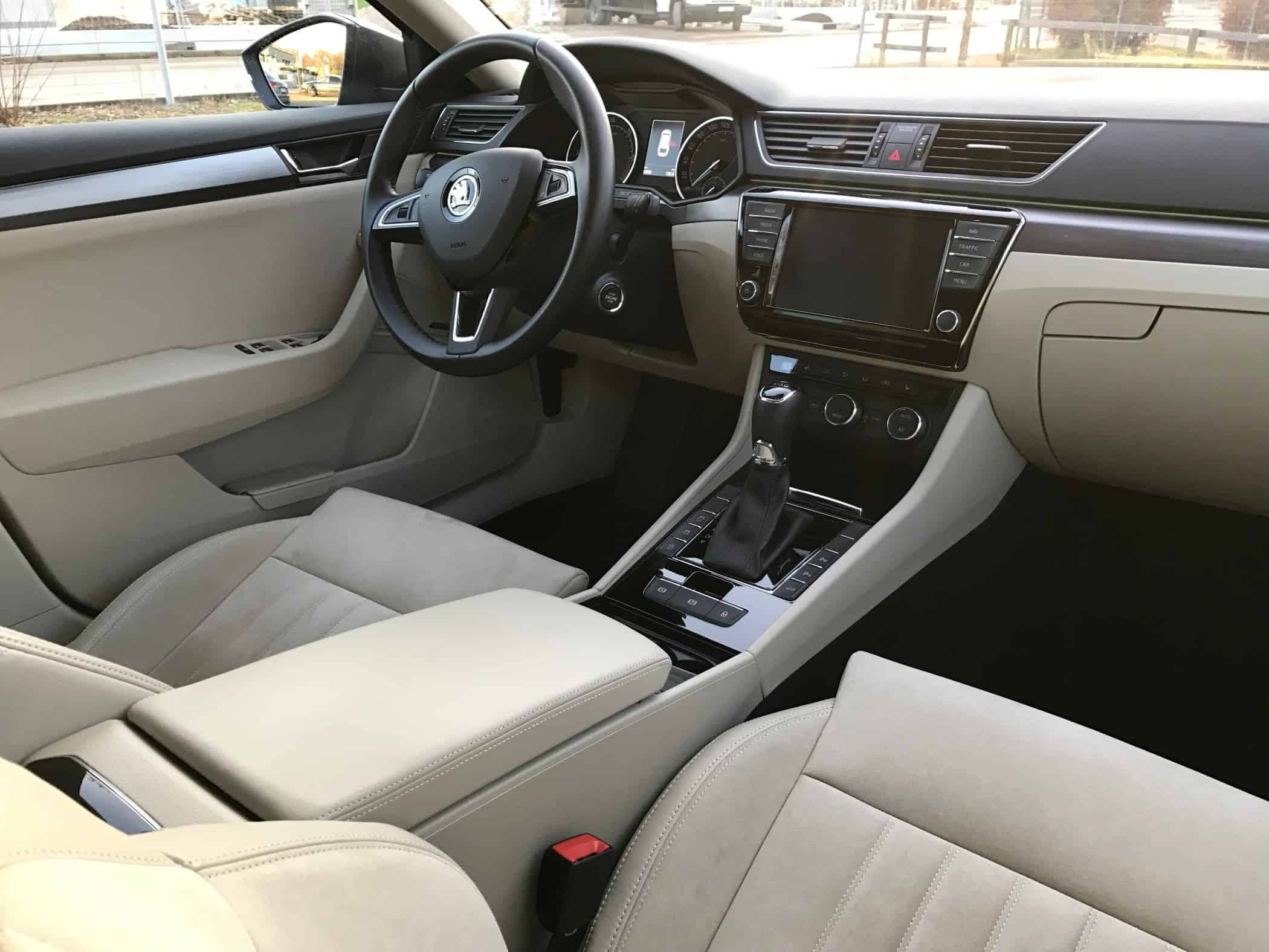 Skoda Superb Combi - Das Gute hat bekanntlich seinen Preis 3 Skoda Superb Combi