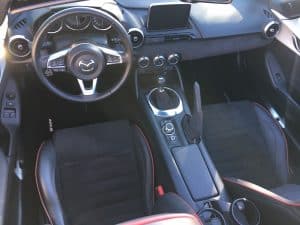 Der Mazda MX-5 RF kommt erstmals mit vollelektrischem Targa-Blechdach 9 der-Autotester