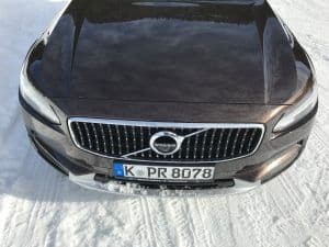Volvo V90 Cross Country - Geländegängiger Kombi mit Stil und Langstreckentauglichkeit 15 der-Autotester