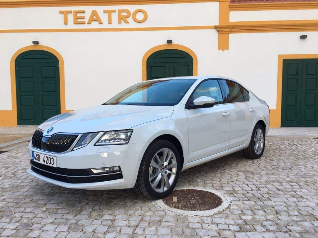 Skoda Octavia Facelift 2017 - Das Vierauge 6 der-Autotester