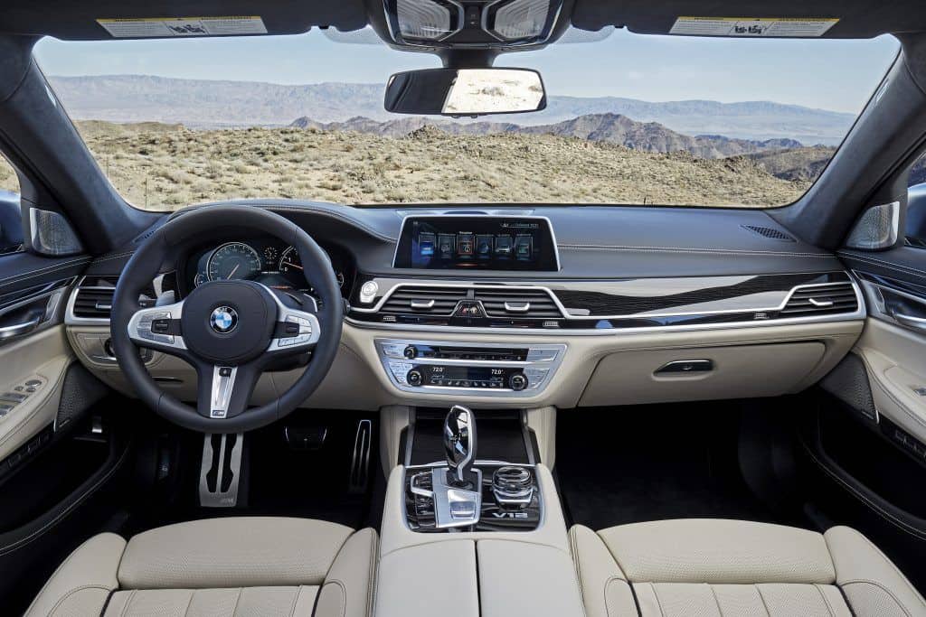 BMW M760Li xDrive - Der 610 PS starke V12-Biturbo macht ihn zum schnellsten BMW aller Zeiten! 14 der-Autotester