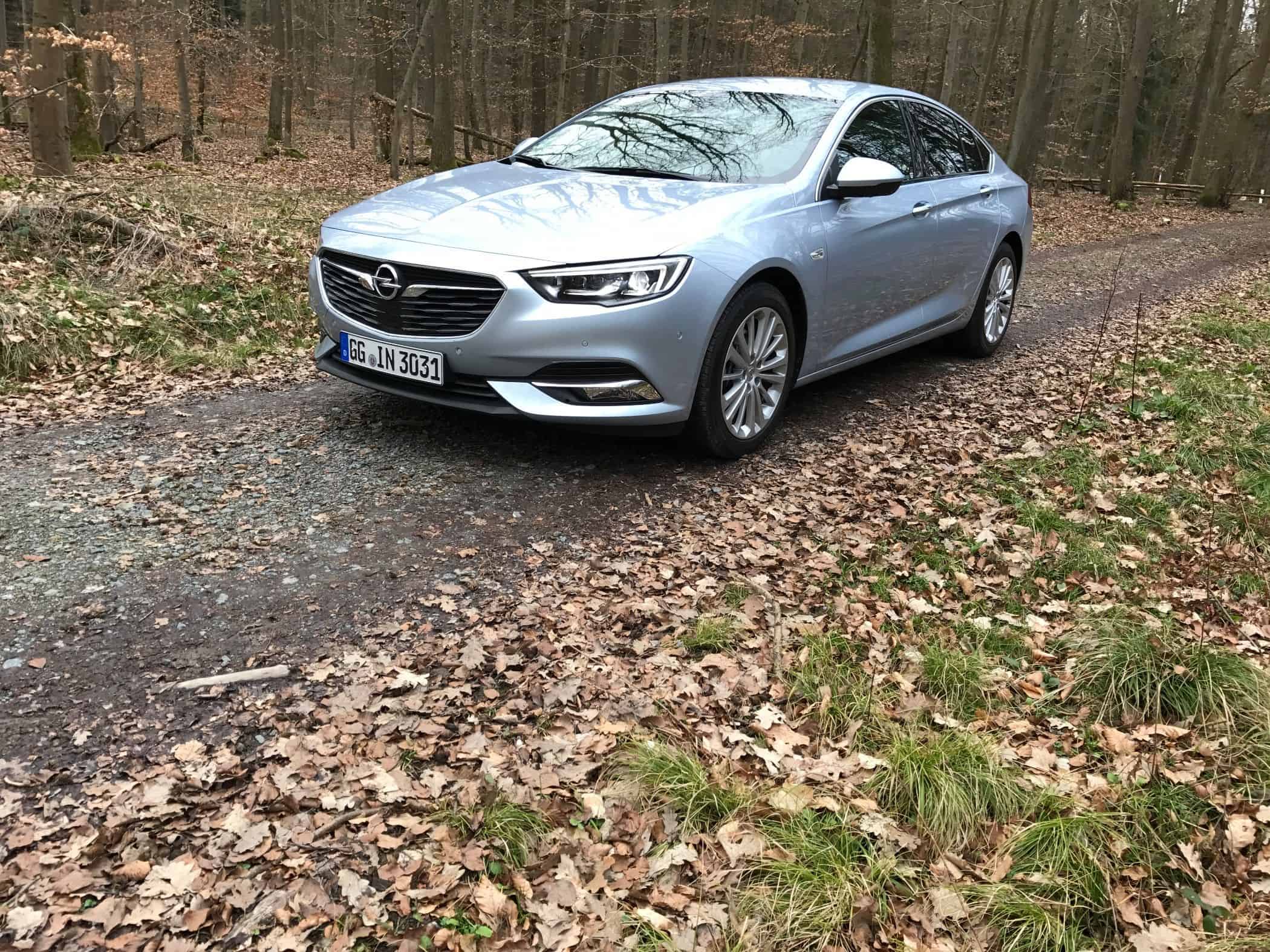 Opel Insignia Grand Sport - Limousine mit großer Klappe 19 der-Autotester