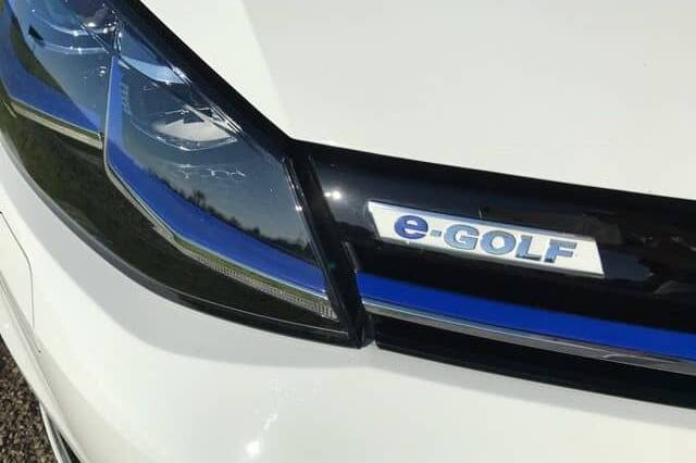 Gläserne Manufaktur: Statt Phaeton jetzt E-Golf 5 der-Autotester