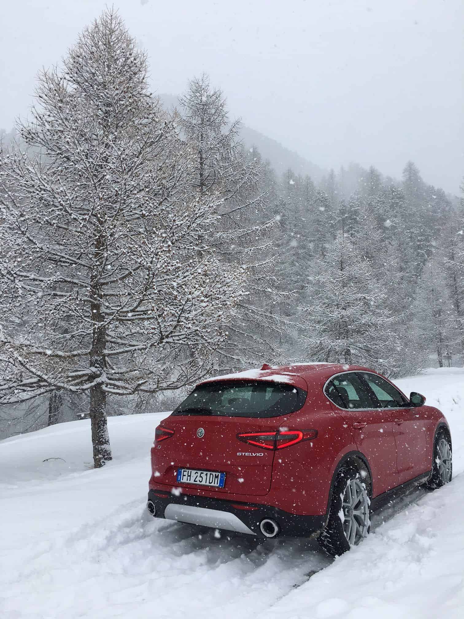 Alfa Romeo Stelvio - Italienisches SUV mit der Extraportion Emozioni 7 der-Autotester