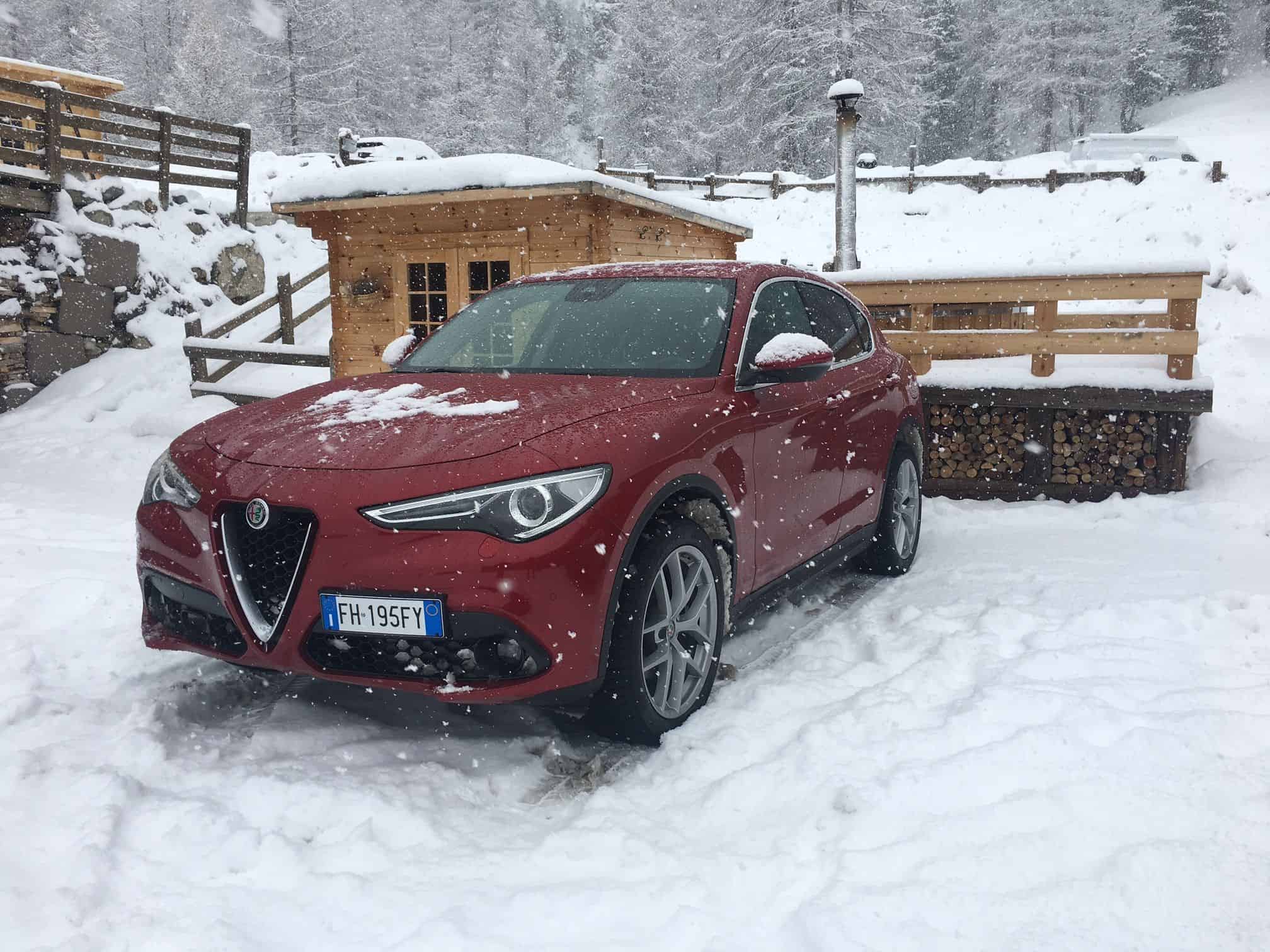 Alfa Romeo Stelvio - Italienisches SUV mit der Extraportion Emozioni 9 der-Autotester