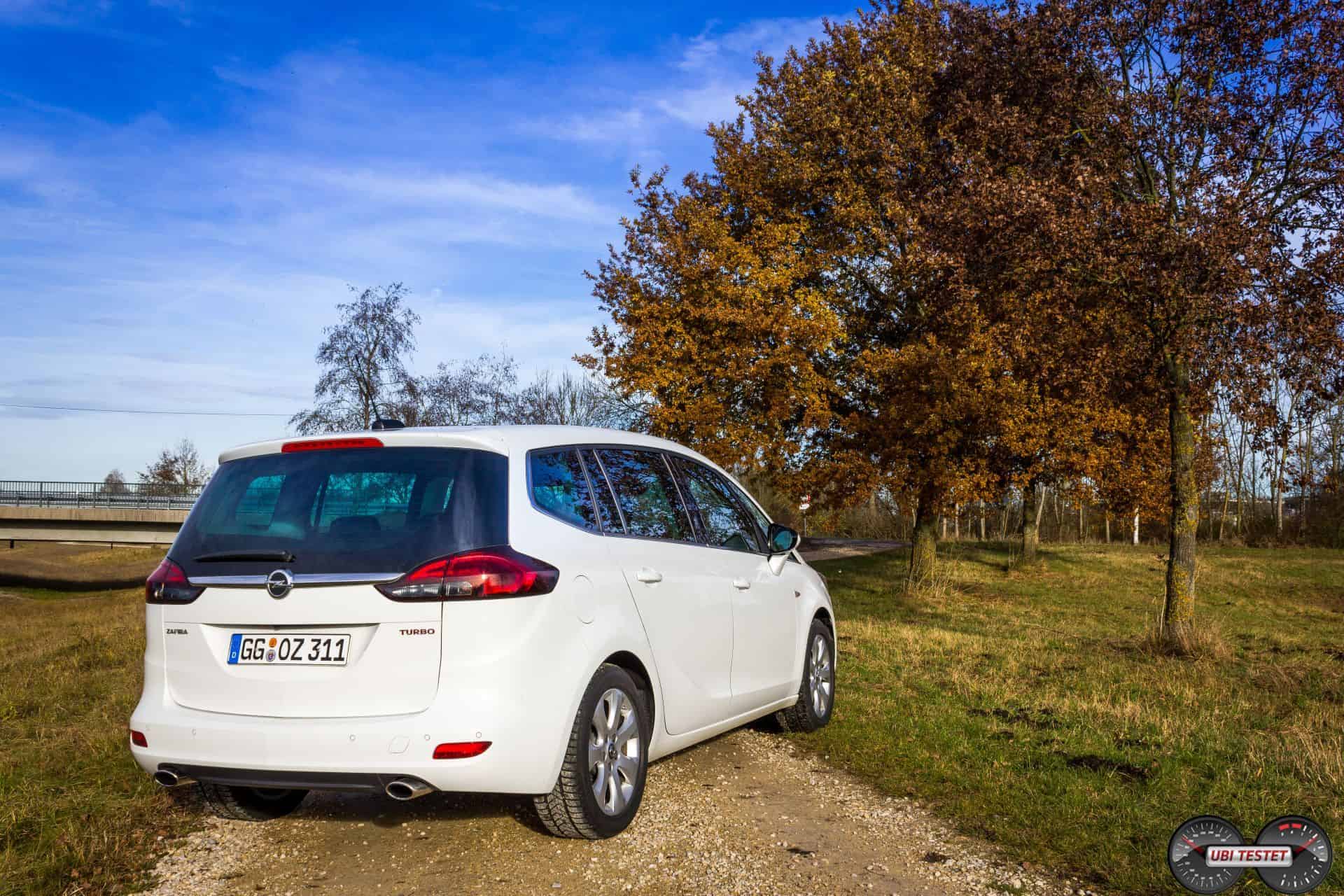 Wer trägt die Krone der Familientransporter - Opel Zafira gegen VW Touran 19 der-Autotester