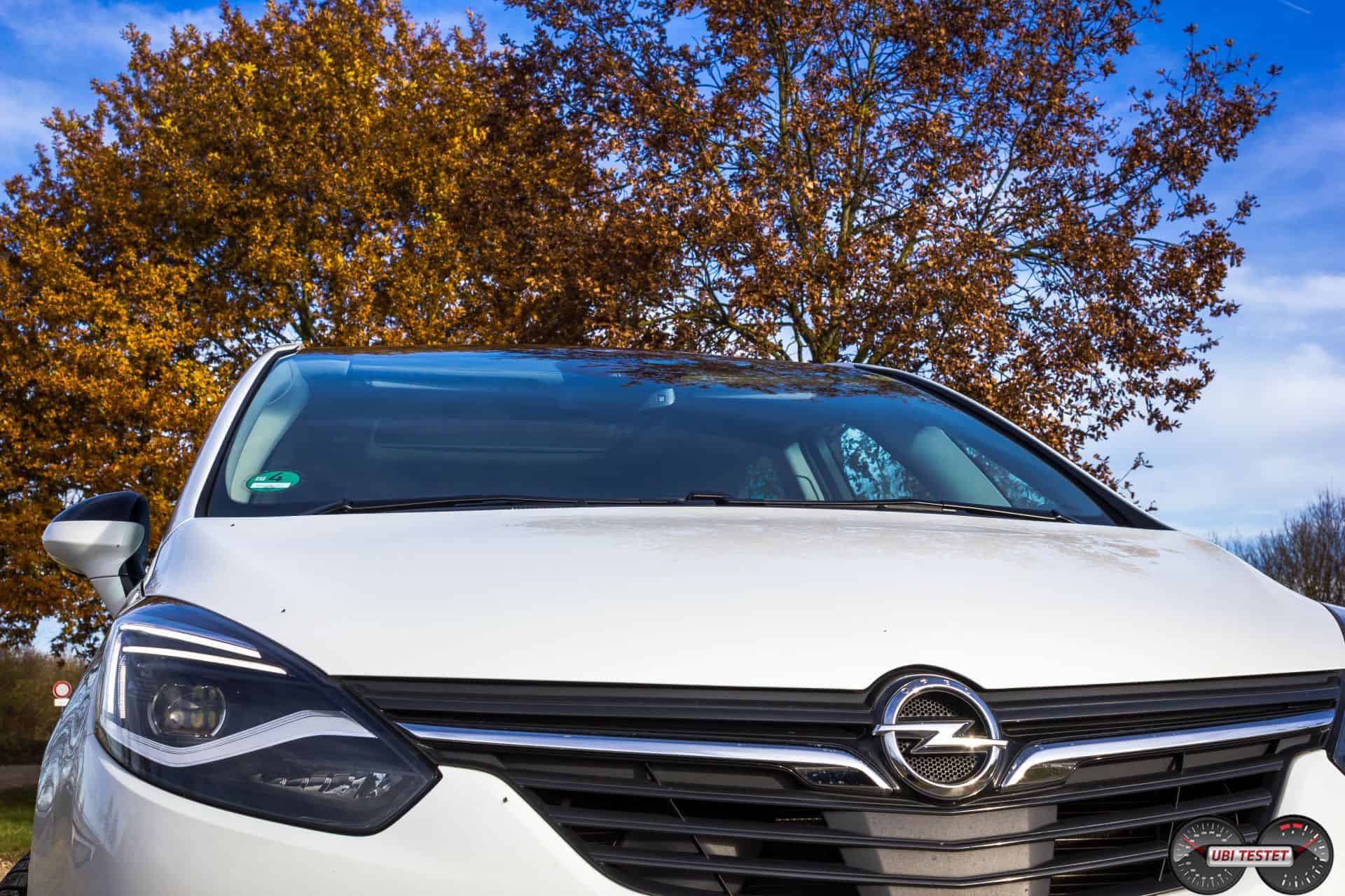 Wer trägt die Krone der Familientransporter - Opel Zafira gegen VW Touran 20 der-Autotester